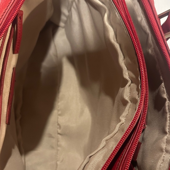 Talbots pebble soft Elegant Red Leather Handbag w gold hardware multiple pockets - Picture 10 of 14